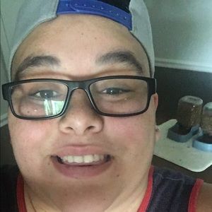 Meet your Posher, Marissa